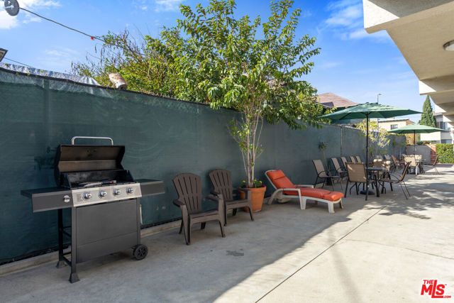 1150 W 29th Street, Los Angeles, CA 90007