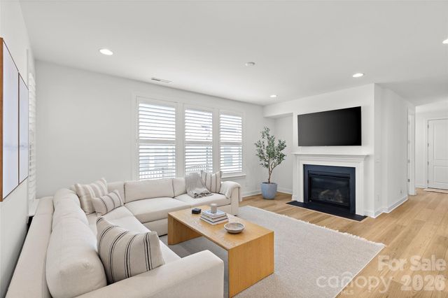 6023 Corbin Woods Court, Charlotte, NC 28226