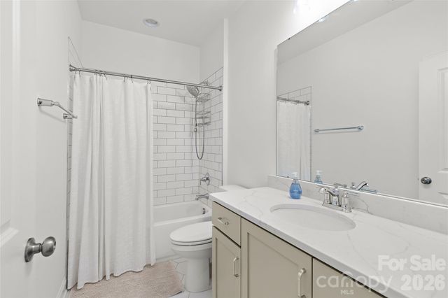6023 Corbin Woods Court, Charlotte, NC 28226