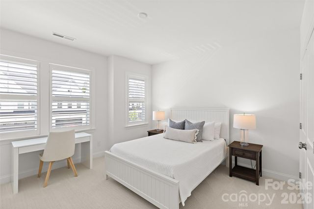 6023 Corbin Woods Court, Charlotte, NC 28226
