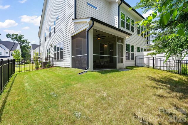 6023 Corbin Woods Court, Charlotte, NC 28226