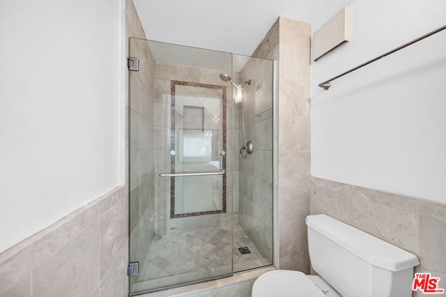 600 W 9th Street 913, Los Angeles, CA 90015