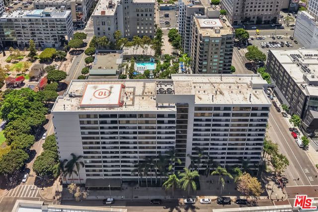 600 W 9th Street 913, Los Angeles, CA 90015
