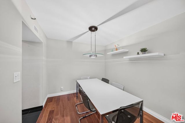 600 W 9th Street 913, Los Angeles, CA 90015