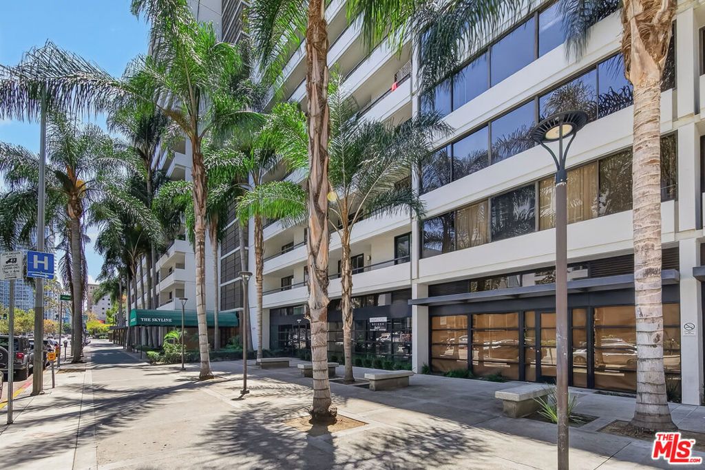 600 W 9th Street 913, Los Angeles, CA 90015