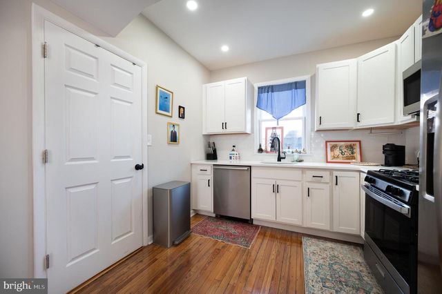 301 HOWARD ST, Wilmington, DE 19804