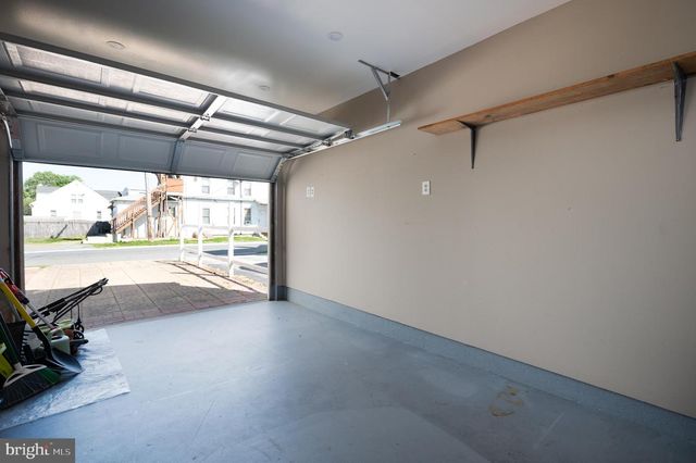 301 HOWARD ST, Wilmington, DE 19804