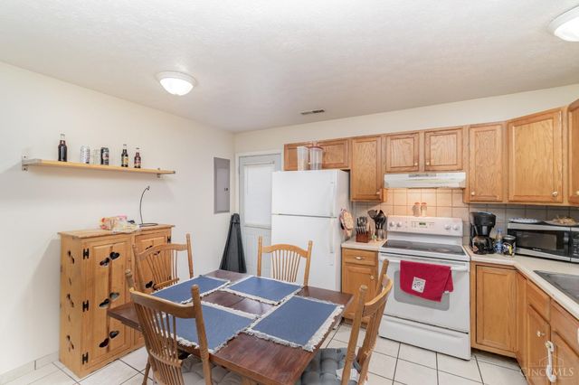 984 Pom Court, Trenton, OH 45067