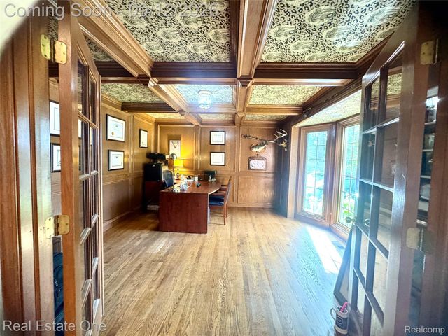 1982 Heritage Hill Court, Rochester Hills, MI 48306