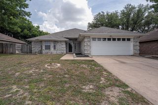 733 Windridge Lane, Burleson, TX 76028