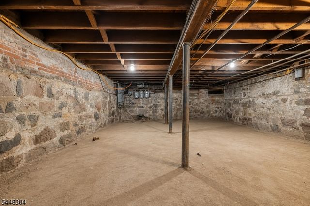 69 Graham Ave, Paterson City, NJ 07524