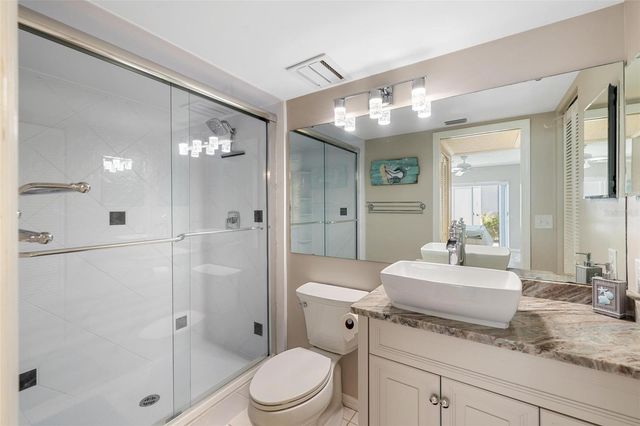 276 CERROMAR WAY S 60, Venice, FL 34293