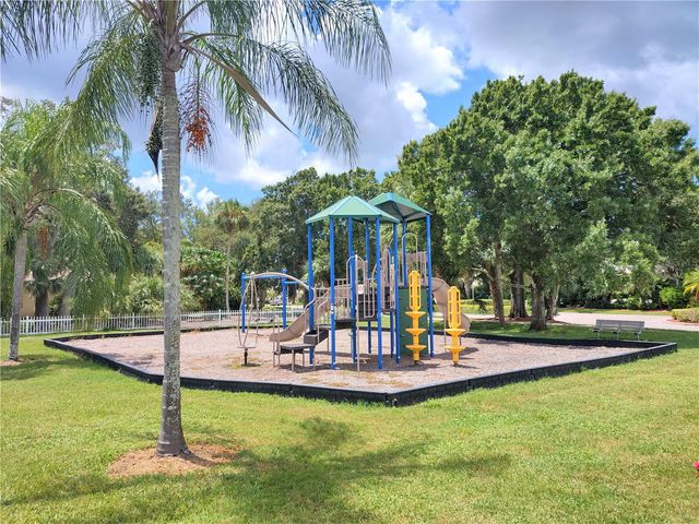 276 CERROMAR WAY S 60, Venice, FL 34293