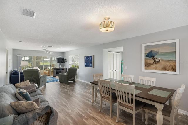 276 CERROMAR WAY S 60, Venice, FL 34293