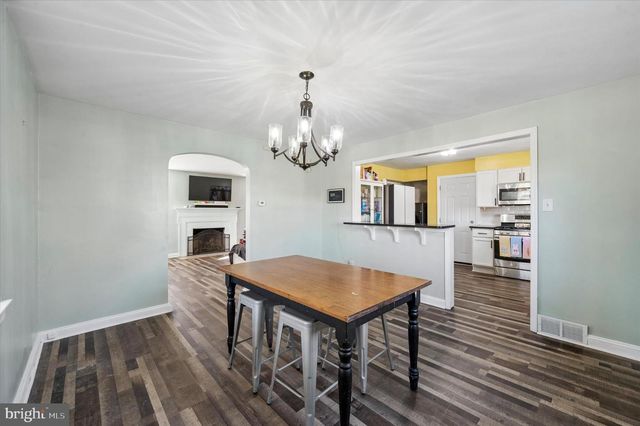 114 PROVIDENCE RD, Morton, PA 19070