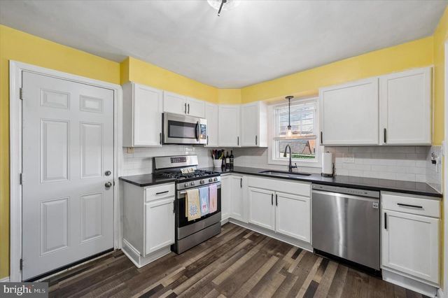 114 PROVIDENCE RD, Morton, PA 19070