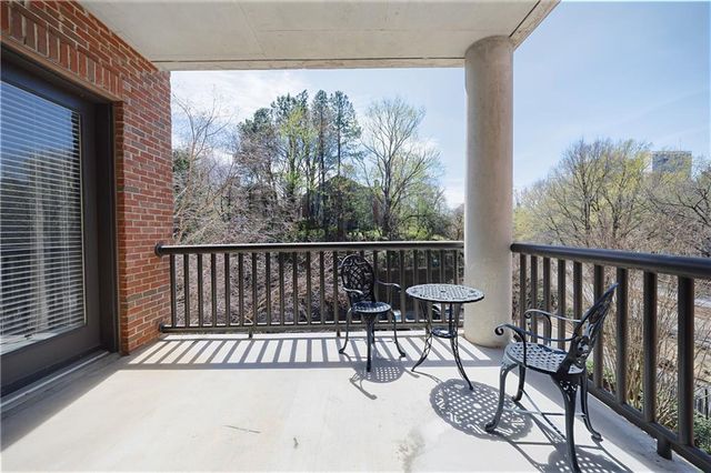 395 Central Park Place NE 210, Atlanta, GA 30312