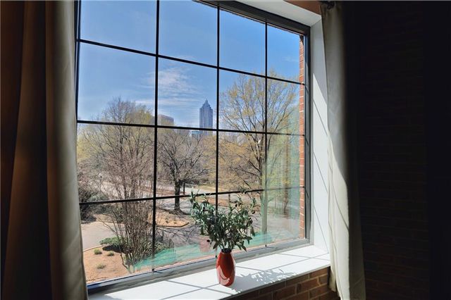 395 Central Park Place NE 210, Atlanta, GA 30312