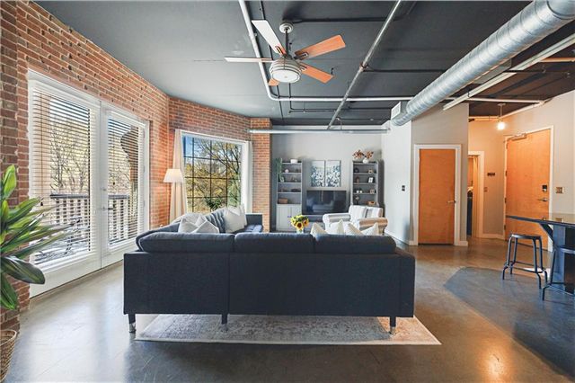 395 Central Park Place NE 210, Atlanta, GA 30312