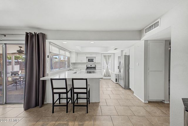 1139 E WATSON Drive, Tempe, AZ 85283