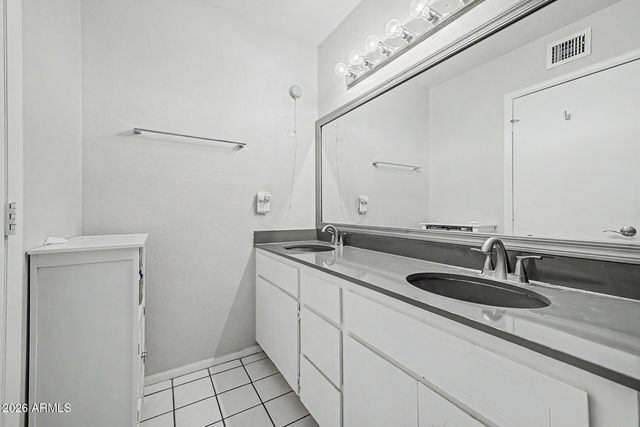 1139 E WATSON Drive, Tempe, AZ 85283
