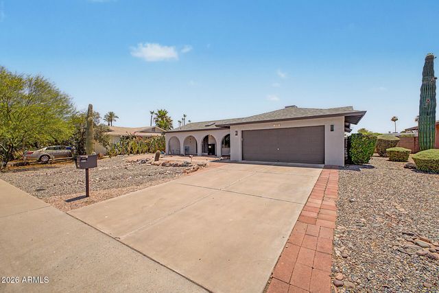 1139 E WATSON Drive, Tempe, AZ 85283