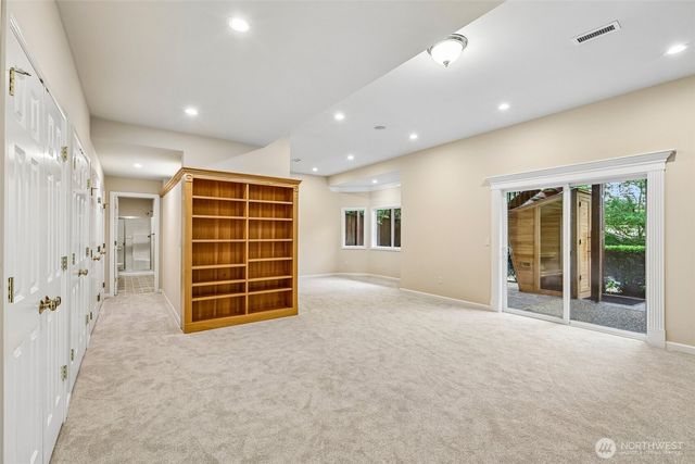 13611 NE 136th Pl, Kirkland, WA 98034