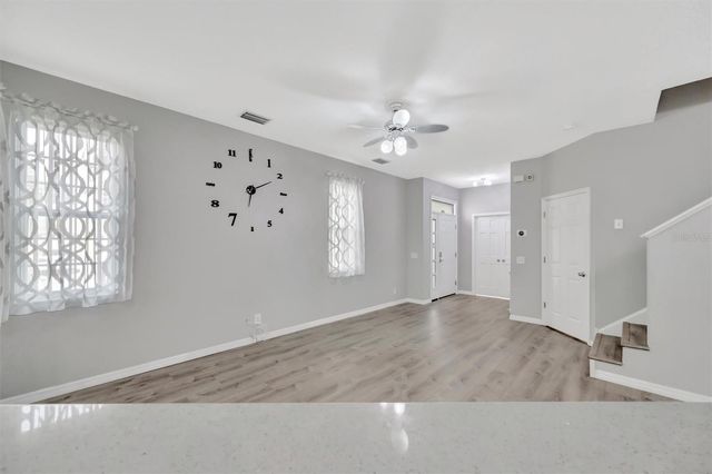 547 BLACK LION DRIVE NE, St Petersburg, FL 33716