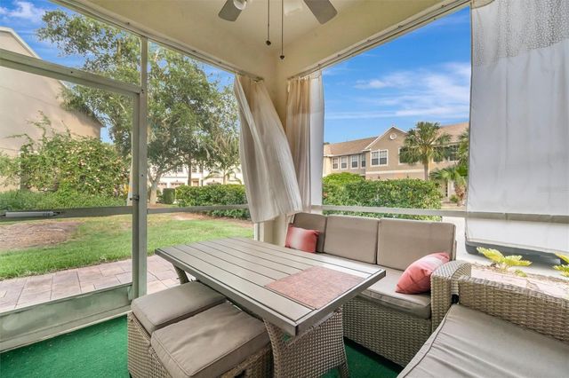 547 BLACK LION DRIVE NE, St Petersburg, FL 33716