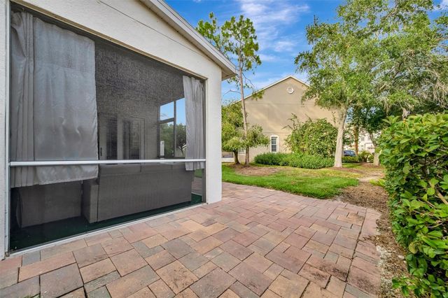 547 BLACK LION DRIVE NE, St Petersburg, FL 33716