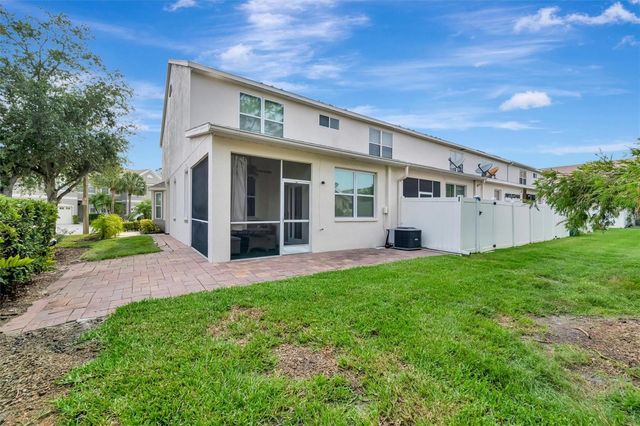 547 BLACK LION DRIVE NE, St Petersburg, FL 33716
