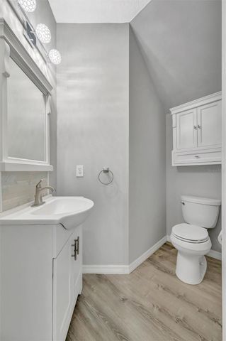 547 BLACK LION DRIVE NE, St Petersburg, FL 33716
