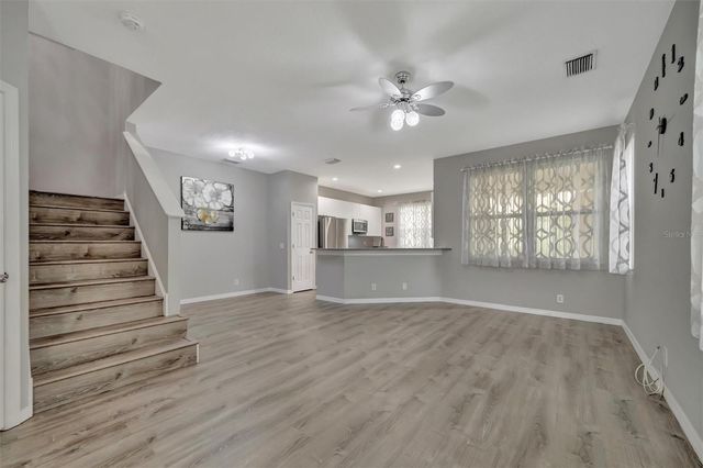 547 BLACK LION DRIVE NE, St Petersburg, FL 33716