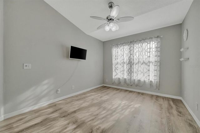 547 BLACK LION DRIVE NE, St Petersburg, FL 33716
