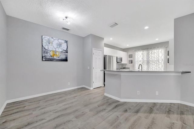 547 BLACK LION DRIVE NE, St Petersburg, FL 33716