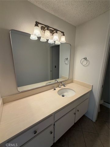 635 Danube, Costa Mesa, CA 92626