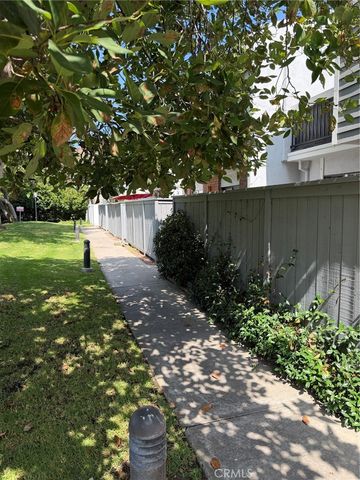 635 Danube, Costa Mesa, CA 92626