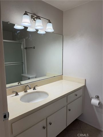 635 Danube, Costa Mesa, CA 92626