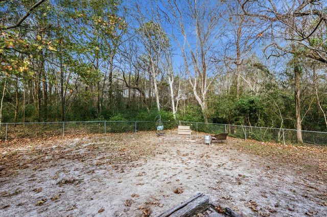 4418 Shady Lane, Huntsville, TX 77320