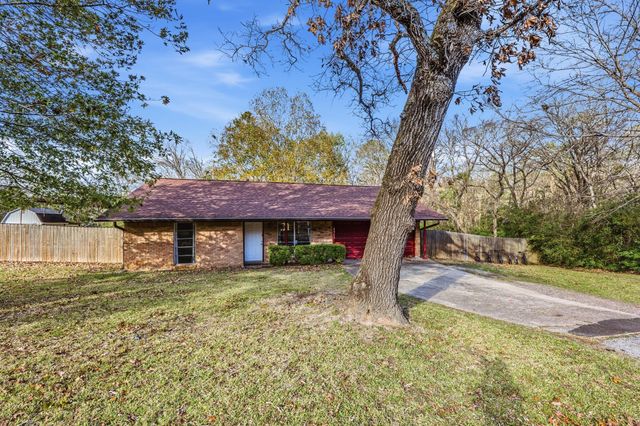 4418 Shady Lane, Huntsville, TX 77320