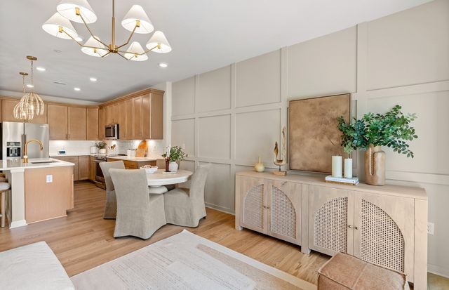 30 Coppersmith Way 108, Canton, MA 02021