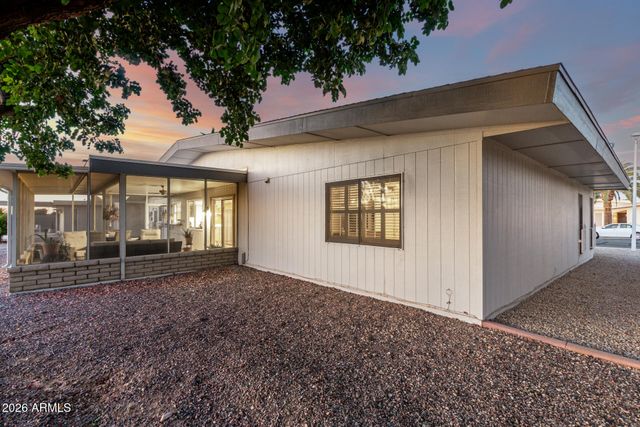 11113 W PALMERAS Drive, Sun City, AZ 85373