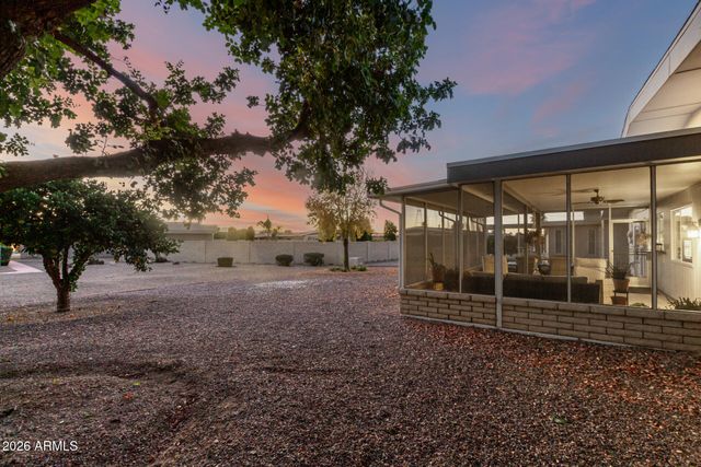 11113 W PALMERAS Drive, Sun City, AZ 85373