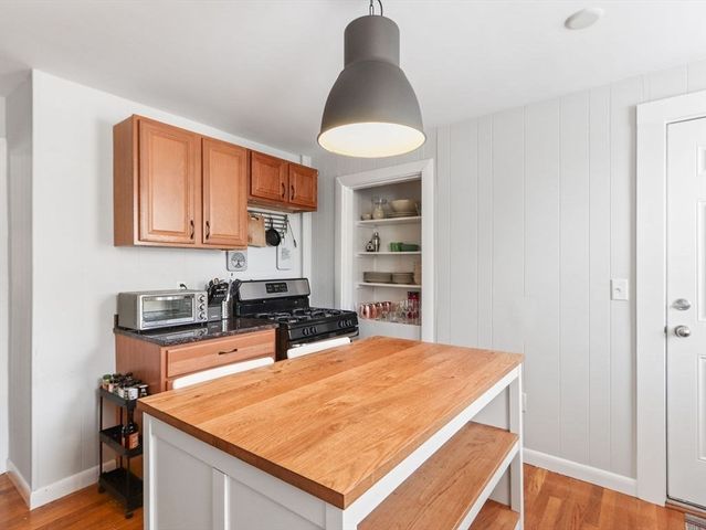 355 Highland Avenue 1, Somerville, MA 02144