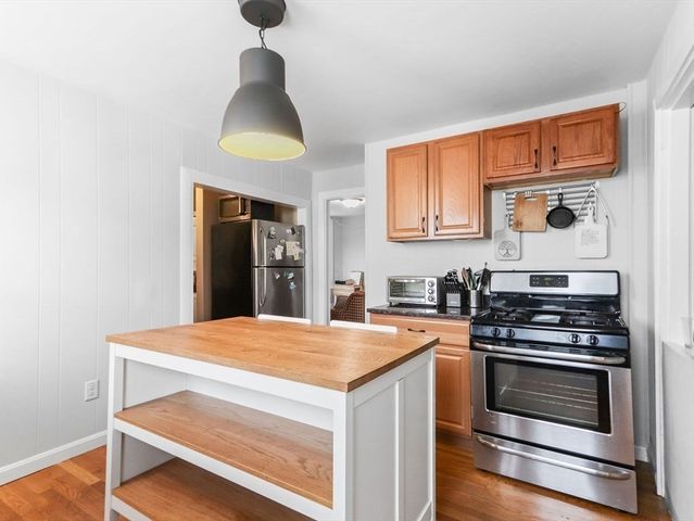 355 Highland Avenue 1, Somerville, MA 02144