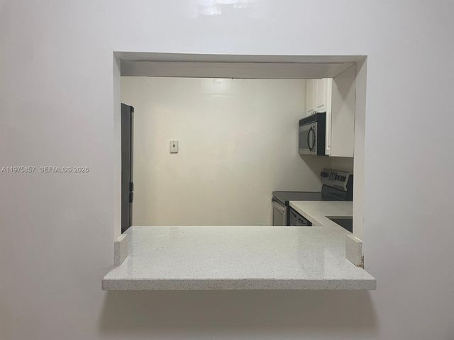 1455 N Treasure Dr 4L, North Bay Village, FL 33141