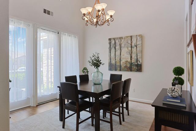 2256 Heavenly Way, Lodi, CA 95242