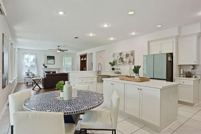 2256 Heavenly Way, Lodi, CA 95242