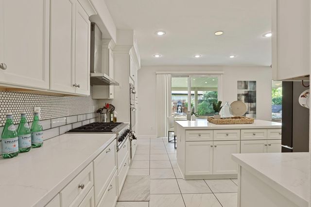 2256 Heavenly Way, Lodi, CA 95242