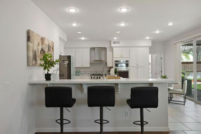 2256 Heavenly Way, Lodi, CA 95242